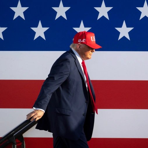 🚨 BREAKING: Senator Lisa Murkowski (R-AK) insists on delaying passage of President Trump's first round of DOGE cuts &amp; recission package.

Some want to REDUCE the cuts.

She wants to make changes and there will likely be a "vote-a-rama," per Punchbowl.

Just get it done and DO