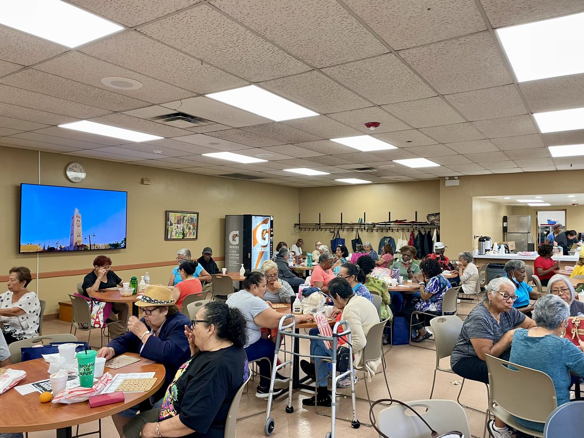 ChicagoCOPA's tweet image. Today COPA had a great time playing bingo with seniors at the @ChiFamSupport Southwest Regional Senior Center. There were lots of prizes given out as COPA gave information about how to file complaints & compliments towards CPD. #COPAInTheCommunity