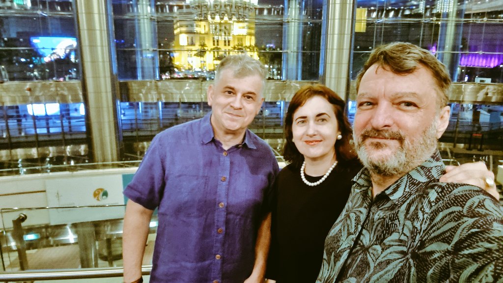 NinetaBarbules1's tweet photo. #proudtoberomanian: full house last night at @Petronas Filarmonica: @IonutMazareanu 🇷🇴violonist performing violin sonata in A Major by 🇫🇷César Auguste Franck, chamber concert with pianist Ng Chong Lim. We were thrilled to listen together with classic music lovers @ROinMalaysia https://t.co/HfueBX9ocn