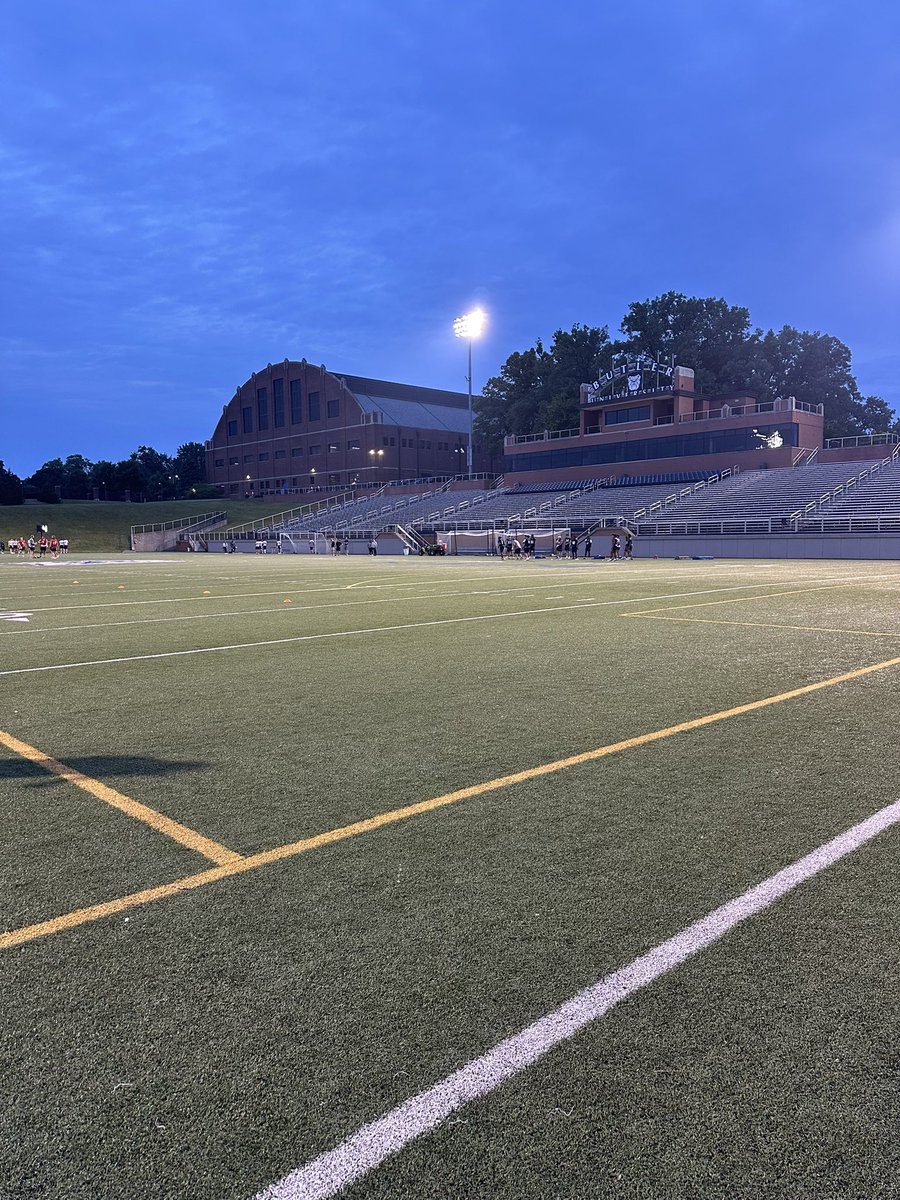 JacksonWhitten2's tweet image. Had a great time today with @ButlerUFootball ! Can’t wait to be back soon!
@CoachBelfiori @PrestonnnG99 @JoeCheshire @coachklynch @Nevels_Fitness @KYFUTURESTARS
