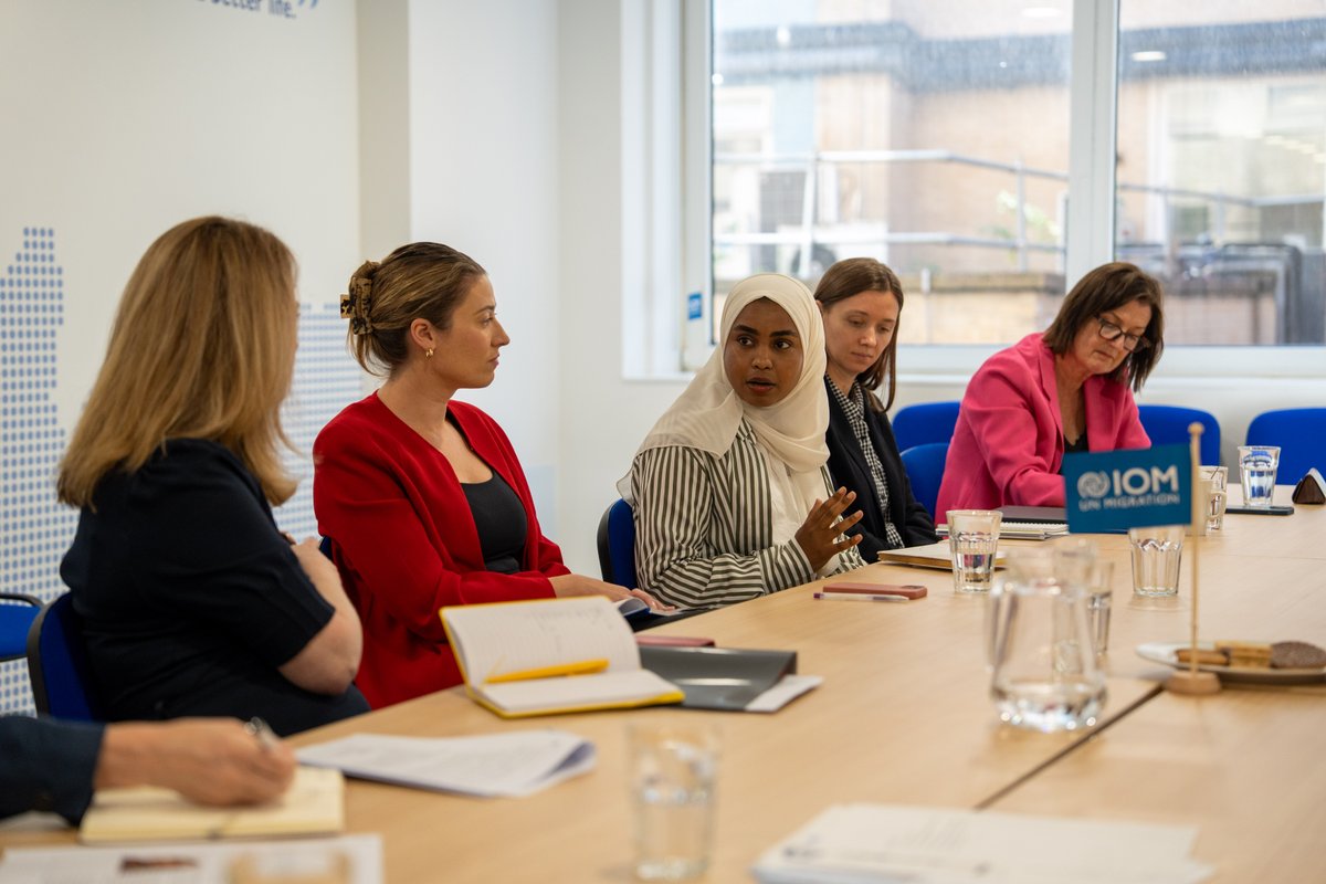 IOMchief's tweet image. Today I met skilled professionals rebuilding their lives, and strengthening the UK, through @UNmigration’s Displaced Talent for Europe initiative with @TBBforTalent.
When we invest in displaced talent, everyone wins: people find safety & host countries meet urgent labor needs.