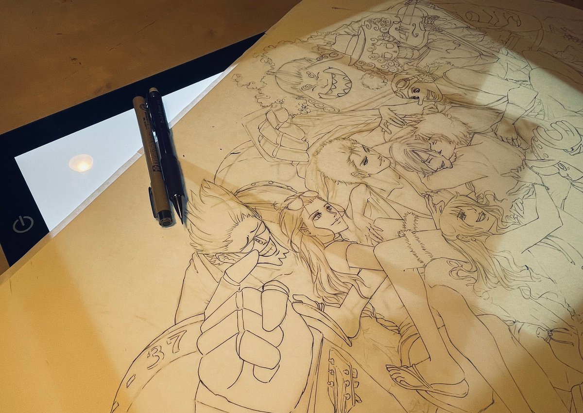 AtomicClover's tweet image. Almost done inking! As fun as traditional lineart is, I wish I had an 18"x24" printer so I could just print the lineart on the marker paper directly 😩 #ONEPIECE