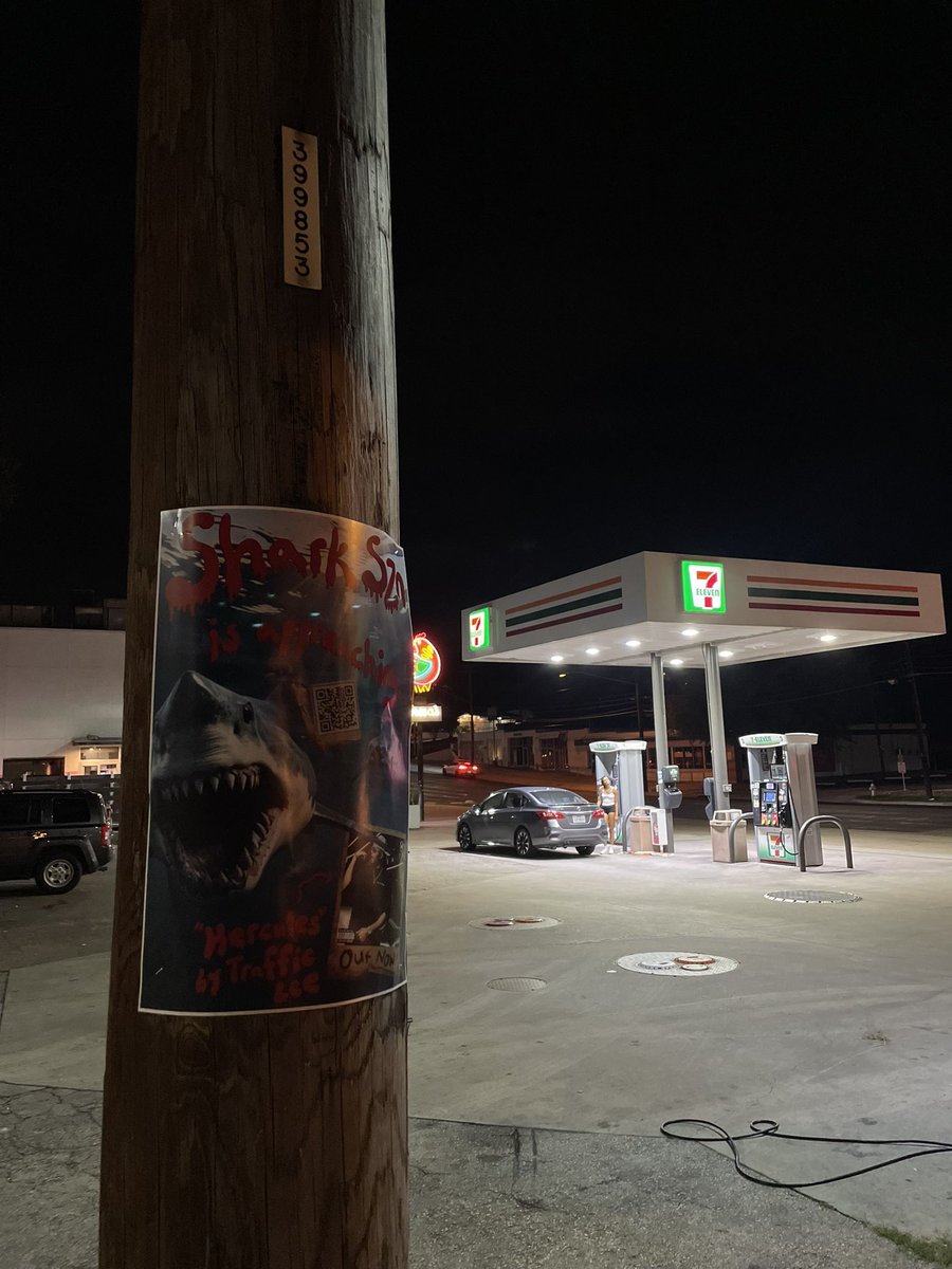 OrganizedWealth's tweet image. #Shark sighting downtown 👀 We’ve got a surprise for yall 7.11 🦈