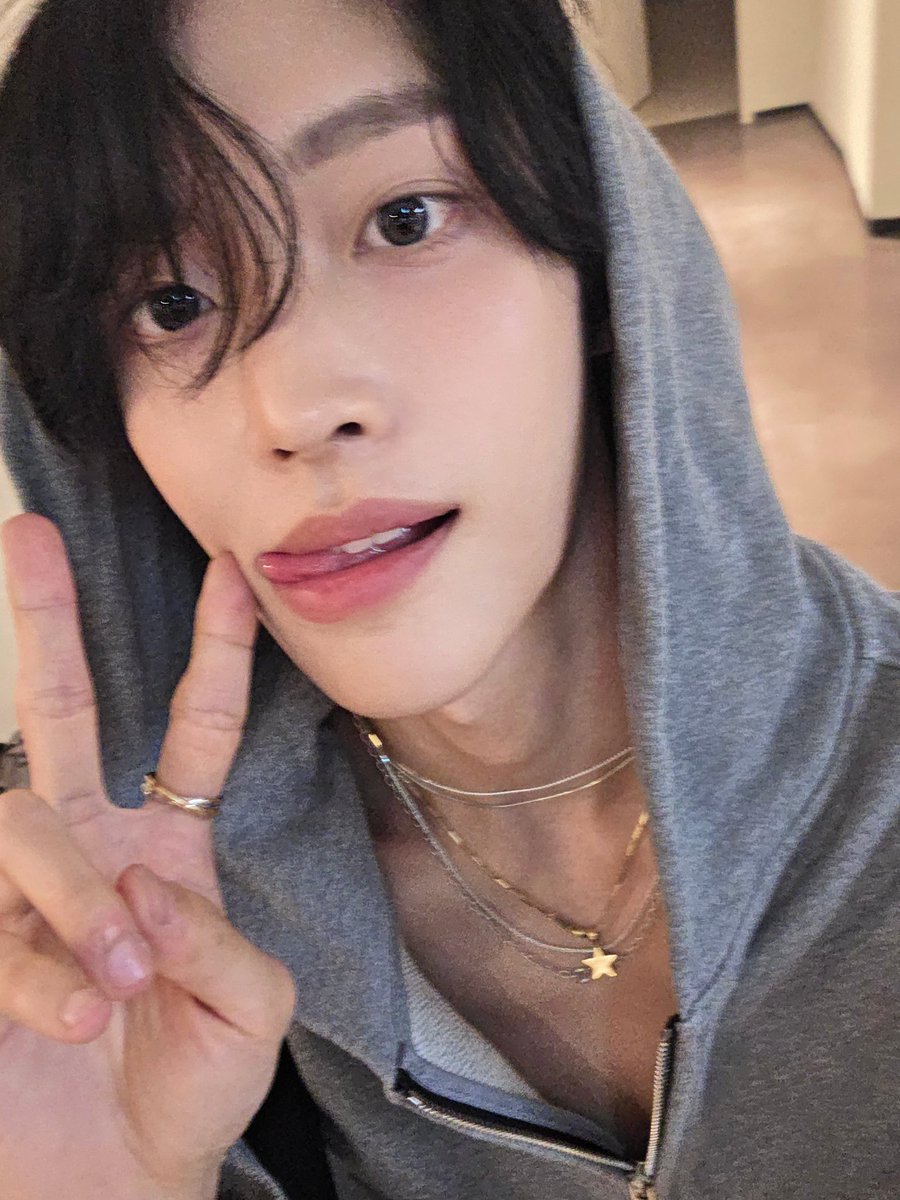 박원빈 혀 아카이브 (@bintongue) on Twitter photo 