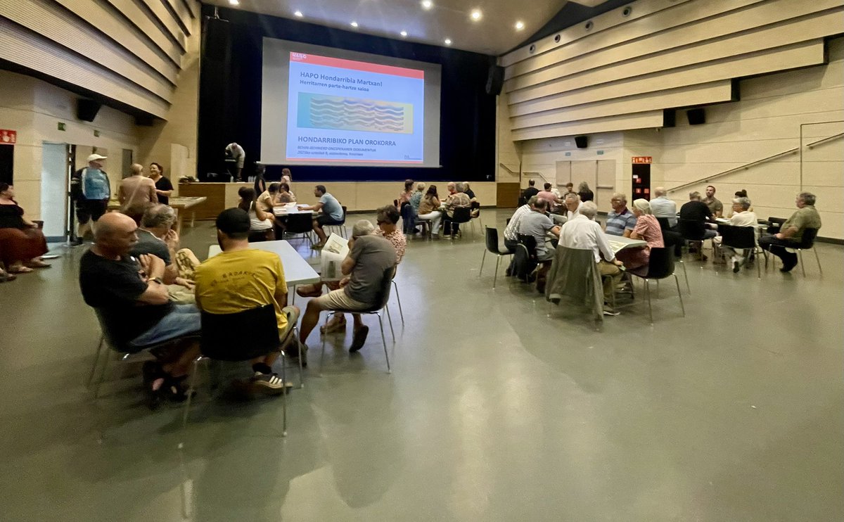 Hasi da Itsas Etxea Auditoriumean ekainaren 19ko Osoko Bilkuran egindako HAPOren behin-behineko onarpenaren inguruan Udalak antolatu dituen bi saio informatiboetako lehena. Bigarren hitzordua bihar osteguna, 11:00tan Itsas Etxea Auditoriumean!