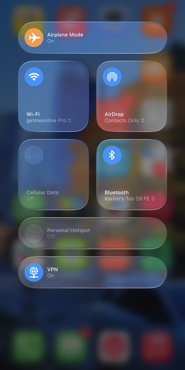 karimimuigai's tweet image. Giving #iOS26 beta’s liquid glass a spin. I’m tempted to make iPhone my daily driver again.