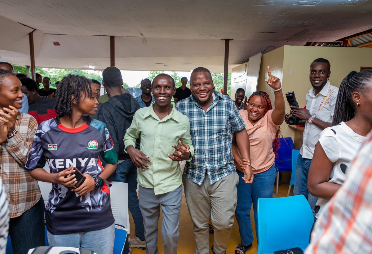 Malenga001 (@malenga001) on Twitter photo After 9 unforgettable years, I say goodbye to <a href="/swahilipothub/">Swahilipot Hub</a> . A place that nurtured my voice, shaped my purpose, and connected me to a community of changemakers who became family.
The lessons, memories, and spirit I carry with me are beyond words. The journey continues. After 9 unforgettable years, I say goodbye to <a href="/swahilipothub/">Swahilipot Hub</a> . A place that nurtured my voice, shaped my purpose, and connected me to a community of changemakers who became family.
The lessons, memories, and spirit I carry with me are beyond words. The journey continues.