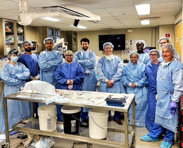 MUneurosurgery's tweet image. Dr. Paul Camarata visited with our residents and faculty and lead an educational posterior fossa cadaver lab. Thanks to Dr. Camarata for his time and expertise! Thanks to @StrykerEndo for hosting the lab! #neurosurgery #meded