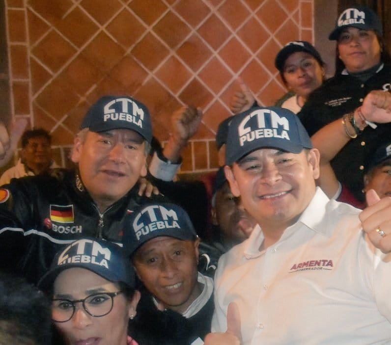 CTM_FTPuebla (@ctmpuebla) on Twitter photo A la Gran Familia Cetemista nos da mucho gusto felicitar a nuestro estimado amigo Dr. Alejandro Armenta Mier <a href="/armentapuebla_/">Alejandro Armenta</a> Gobernador Constitucional del Estado de #Puebla <a href="/Gob_Puebla/">Gobierno de Puebla</a>
Deseamos que pase este día pleno de éxitos y felicidad en compañía de su familia, amigas y A la Gran Familia Cetemista nos da mucho gusto felicitar a nuestro estimado amigo Dr. Alejandro Armenta Mier <a href="/armentapuebla_/">Alejandro Armenta</a> Gobernador Constitucional del Estado de #Puebla <a href="/Gob_Puebla/">Gobierno de Puebla</a>
Deseamos que pase este día pleno de éxitos y felicidad en compañía de su familia, amigas y