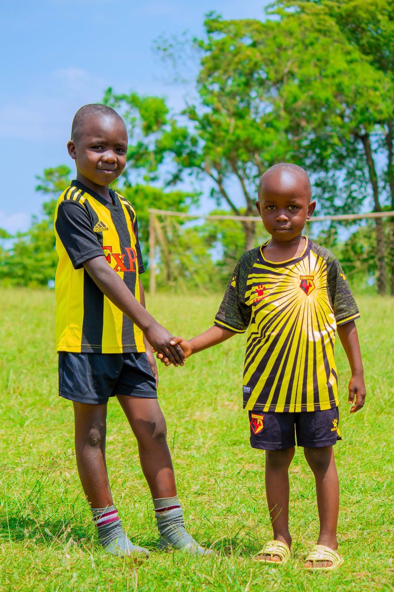 KitAid's tweet image. Great to see kit and shirts donated by @WatfordFCAcad and #watfordfc supporters getting a new home in #Kenya
@WTroostEkong @DNSYE_podcast