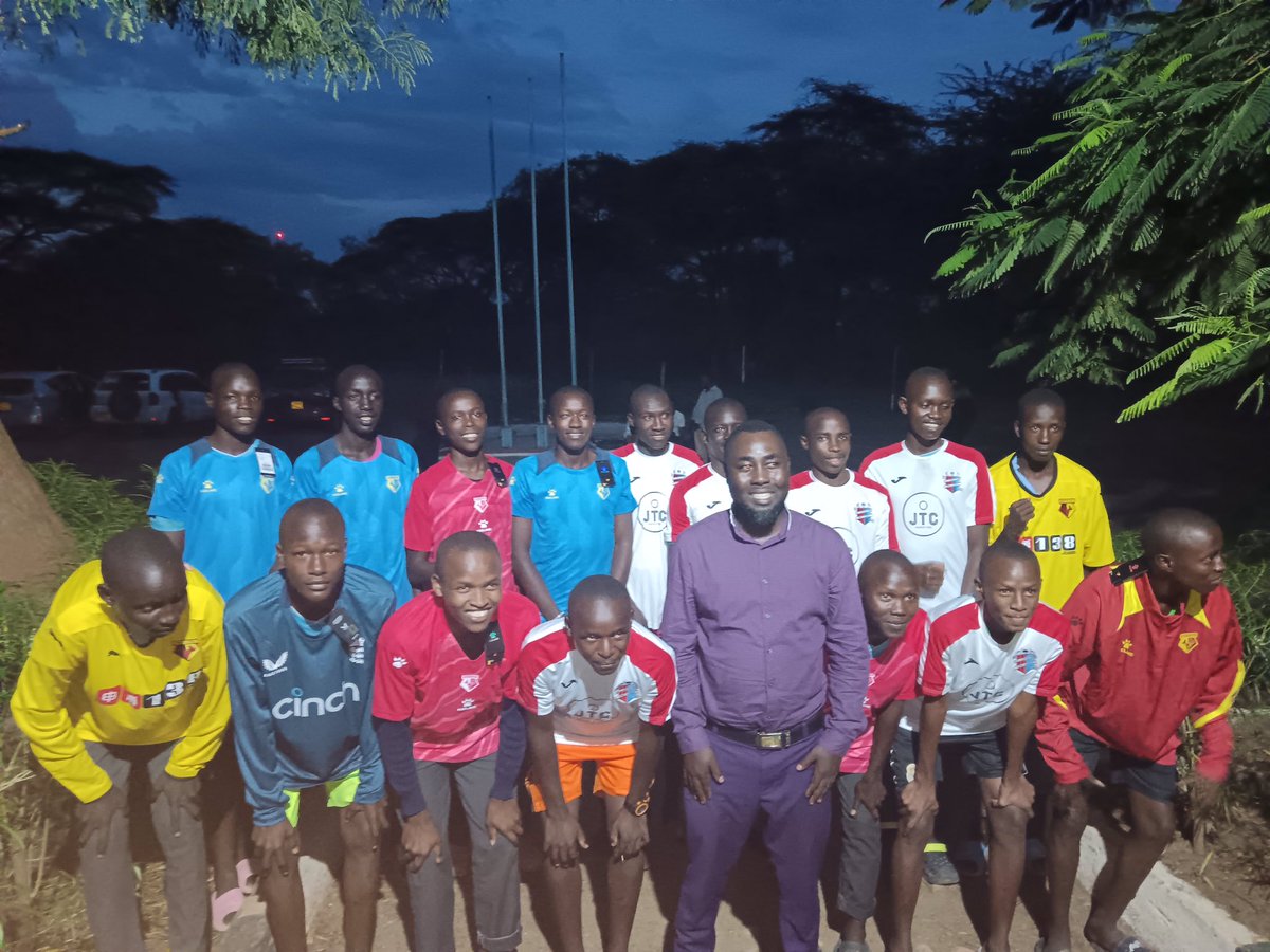 KitAid's tweet image. Great to see kit and shirts donated by @WatfordFCAcad and #watfordfc supporters getting a new home in #Kenya
@WTroostEkong @DNSYE_podcast