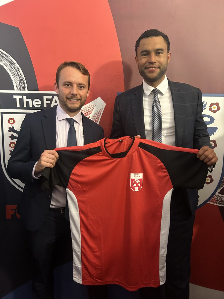 Cheering on Milton Keynes’ finest <a href="/leahcwilliamson/">Leah Williamson</a> as we speak!

<a href="/chriscurtis94/">Chris Curtis MP</a> and I just managed to take a quick pic of her shirt from her first team, the brilliant <a href="/bletchleyscotfc/">Bletchley Scot FC</a> ⚽️

2-0 at half time: Strong 45 minutes by the <a href="/Lionesses/">Lionesses</a>!