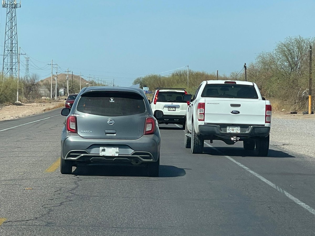 Aquí rumbo a la costa de Hermosillo…

Una plana para los conductores de la carretera 100 que diga:

🔴El acotamiento no es carril de circulación 

🔴El acotamiento no es carril de circulación 

🔴El acotamiento no es carril de circulación