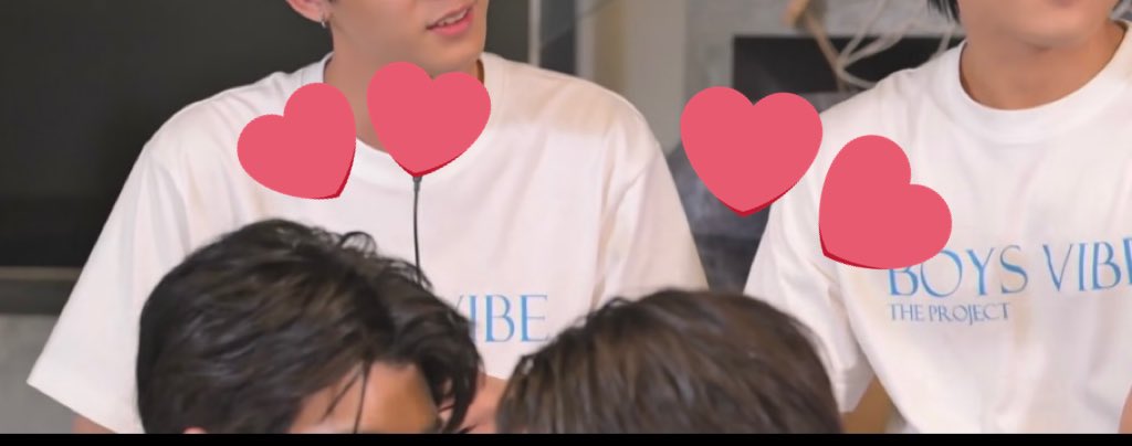 告诉我。你们在聊什么~

#BoysVibeTheProjectEp6
#BoysVibeTheProject
#ChangJYP