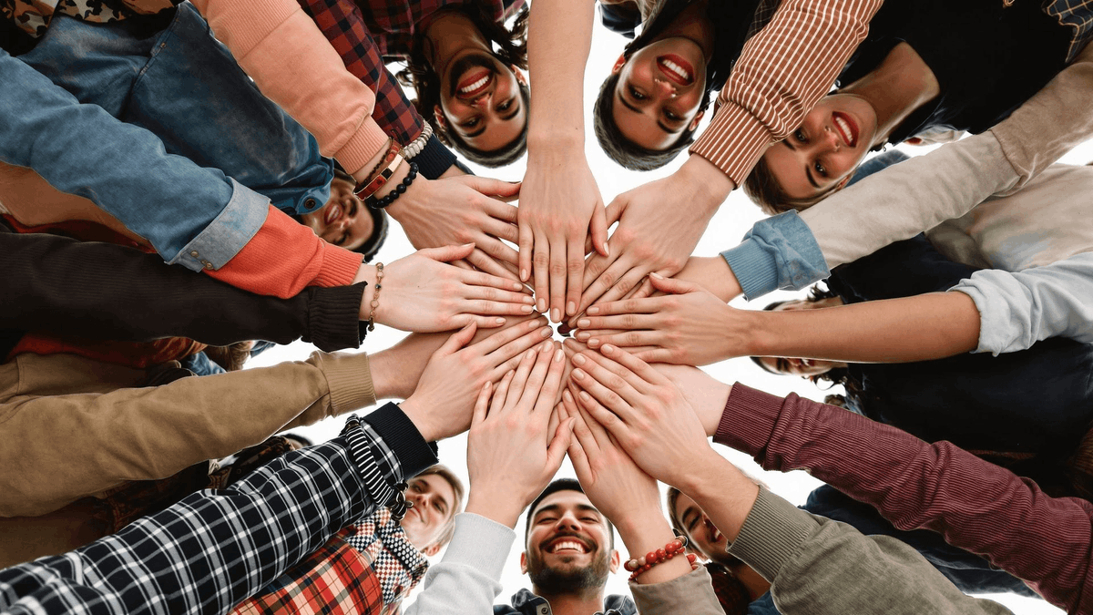 marketerssource's tweet photo. You can never build a team solo.
Powerline Team Building Engine builds with you.
Get your free spot in our powerline today!
https://t.co/Ri61yTrawd
#free #powerline #team #teambuilding #mentor #help #powerteam #freespot https://t.co/Y2rW0csigq