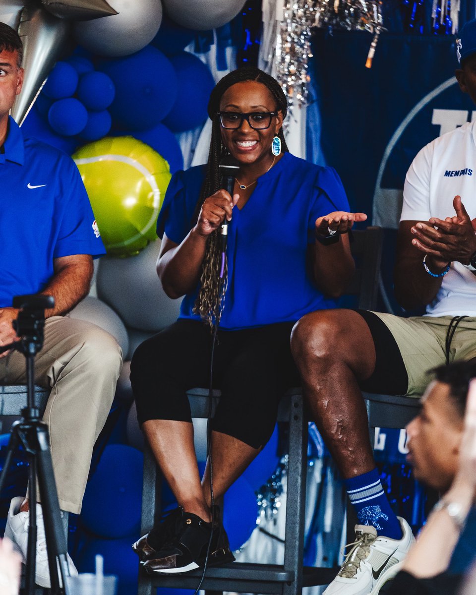 MemphisSoftball's tweet image. Talking some Memphis Softball 🗣️
Thank you to everyone who came out for Tigers on Tour!