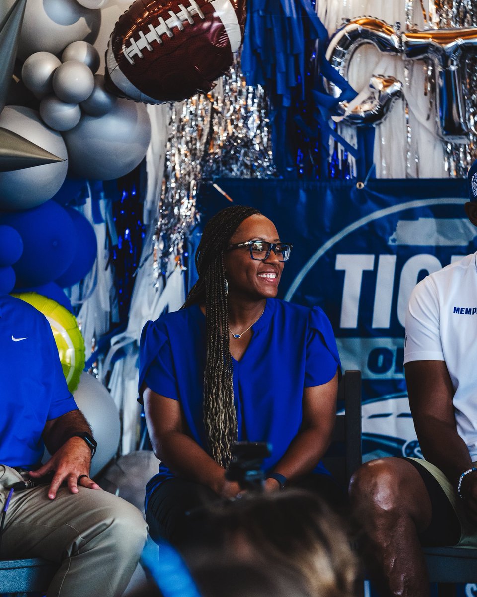 MemphisSoftball's tweet image. Talking some Memphis Softball 🗣️
Thank you to everyone who came out for Tigers on Tour!