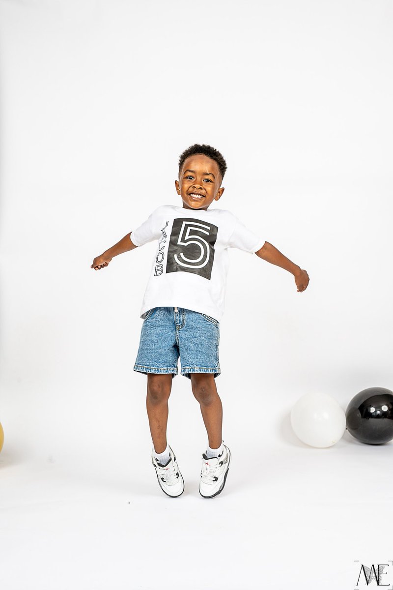 iDream_OfJeani's tweet image. For 5 years you have filled my heart with a love I never knew existed and it grows deeper with every smile, every hug, every moment. Being your mom is the greatest gift of my life. ♥️ Happy Birthday Sweet Boy! 🎈

#JacobLeviTurns5 #623 #CancerSZN