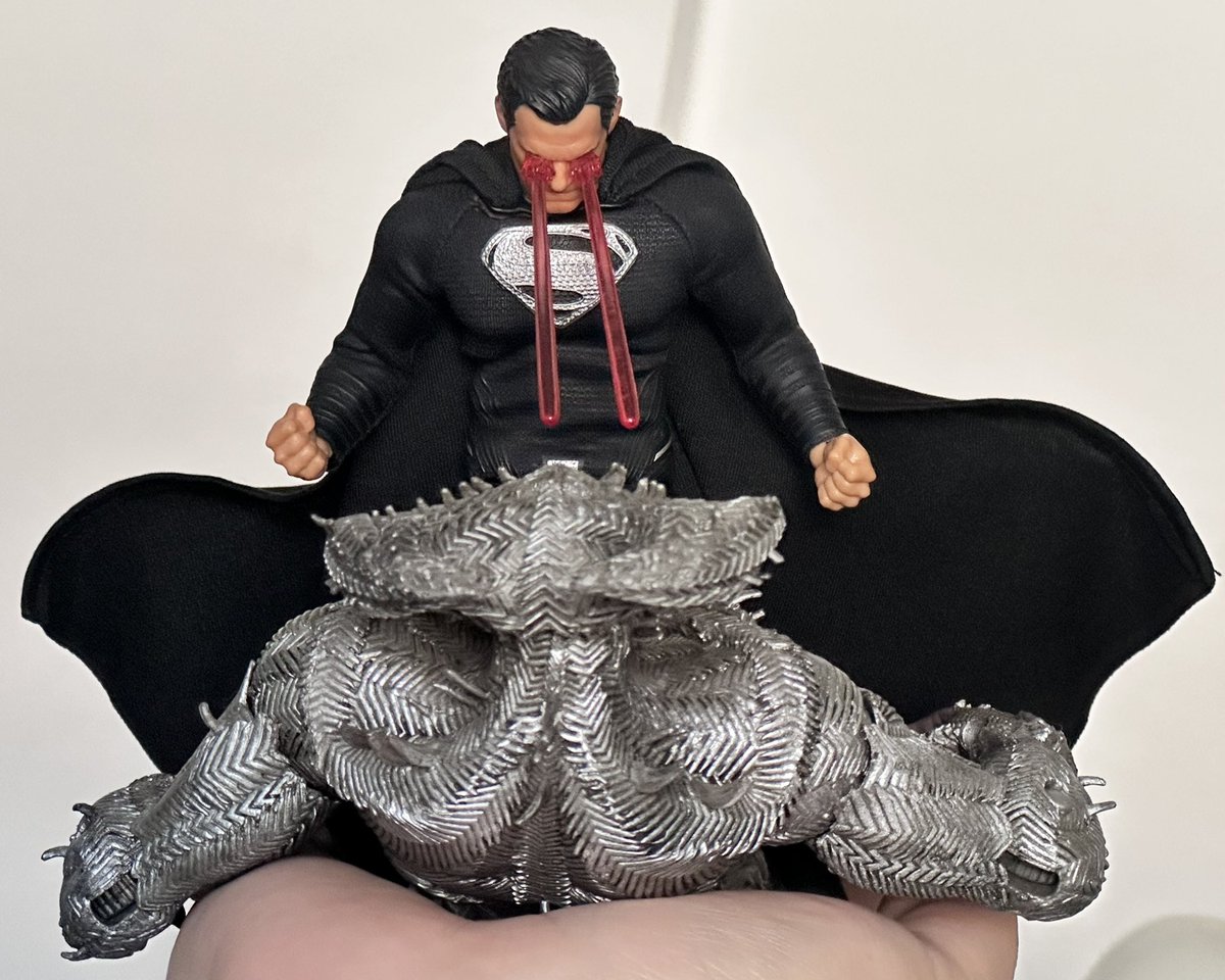 lethalcollector's tweet image. Day 4 of Posing Every #Superman Figure I Have: Manipple Studio & Mezco Henry Cavill Superman