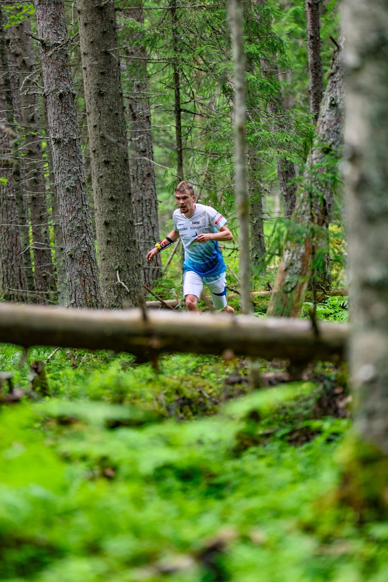 SuunnistusSSL's tweet image. Miika Kirmula suunnisti MM-kotikilpailuissa miesten keskimatkan viidenneksi!

Mitalit Norjaan ja Ruotsiin.

suunnistusliitto.fi/2025/07/miika-…

Kuva: Kimmo Hirvonen