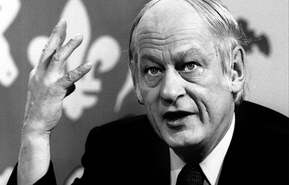 Quebec Absolutist tweet media