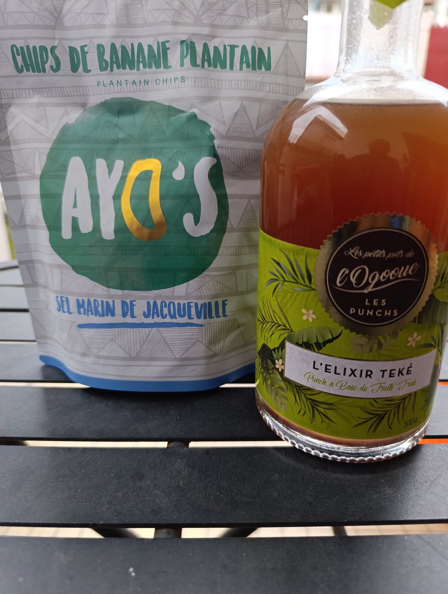 jeanfrancis's tweet photo. Ce soir c'est un Élixir Teke #MadeInGabon avec de chips de plantain au sel marin de Jacqueville https://t.co/j7qSZSJO4V