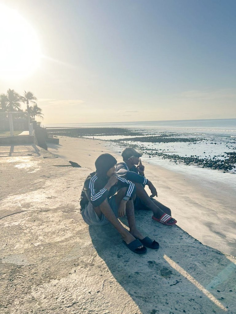 El que sabe nunca habla y sigue en DATA