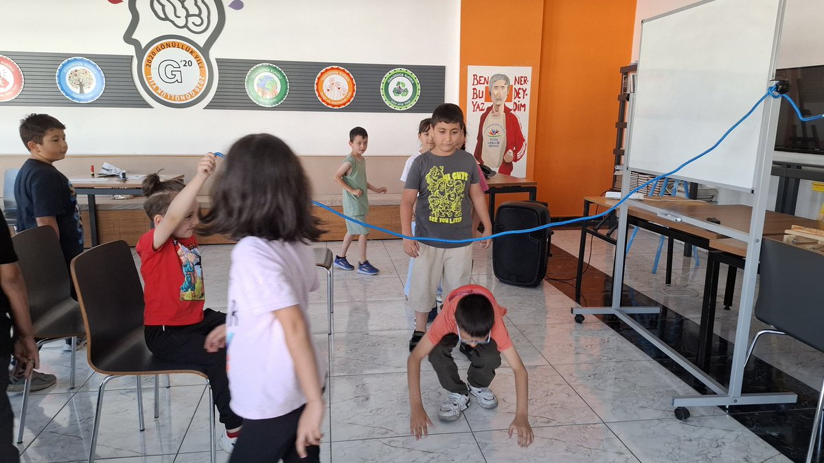 Yaz kulübü etkinliklerimizde bugün🌸💖

#TosyaGençlikMerkezi