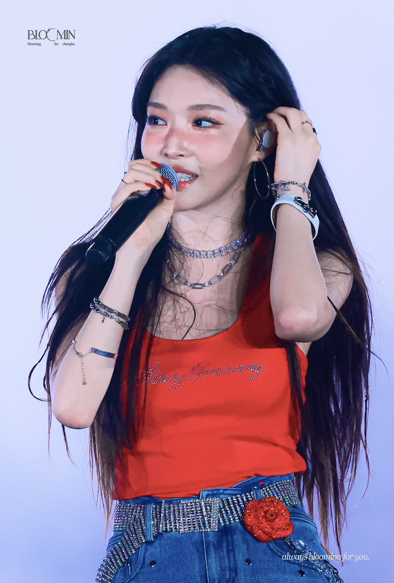 BLOOMIN29's tweet photo. 250706 NEXTWAVE

#청하 #CHUNGHA @CH_CHUN9HA https://t.co/RzuBp8OfKy
