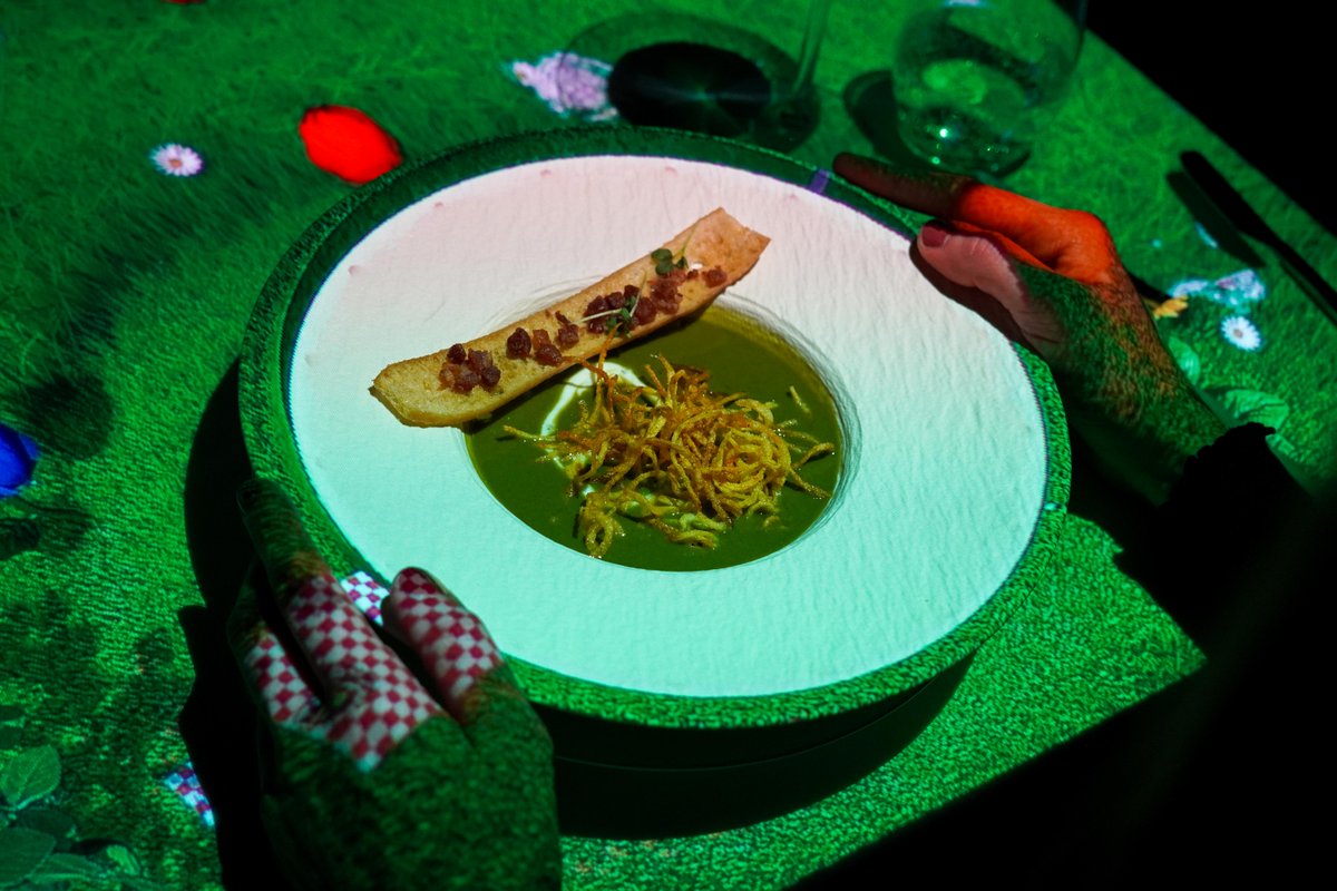Hyatt Regency Birmingham Hotel (@hyattbham) on Twitter photo π¬ "The new story is fantastic!" 
Enjoy a delicious dinner paired with engaging 3D entertainment that will make you want to come back. 
Unlock Le Petit Chef πΉ spr.ly/60104qYpk π¬ "The new story is fantastic!" 
Enjoy a delicious dinner paired with engaging 3D entertainment that will make you want to come back. 
Unlock Le Petit Chef πΉ spr.ly/60104qYpk