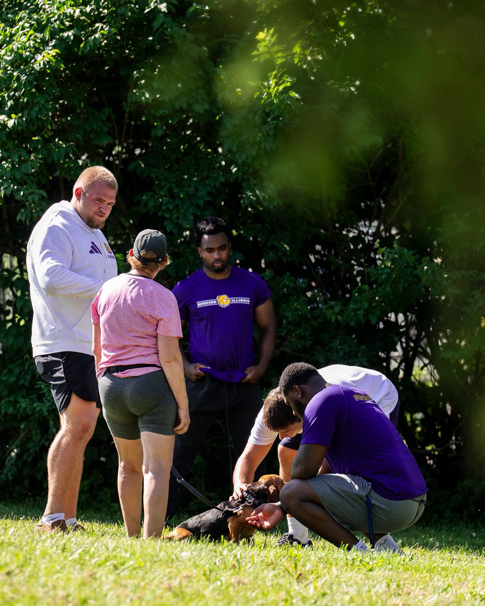 WIUFootball's tweet image. Had a good morning helping clean and walking dogs 🐕 at the McDonough County Humane Society!

#GoNecks | #OneGoal | #ECI
