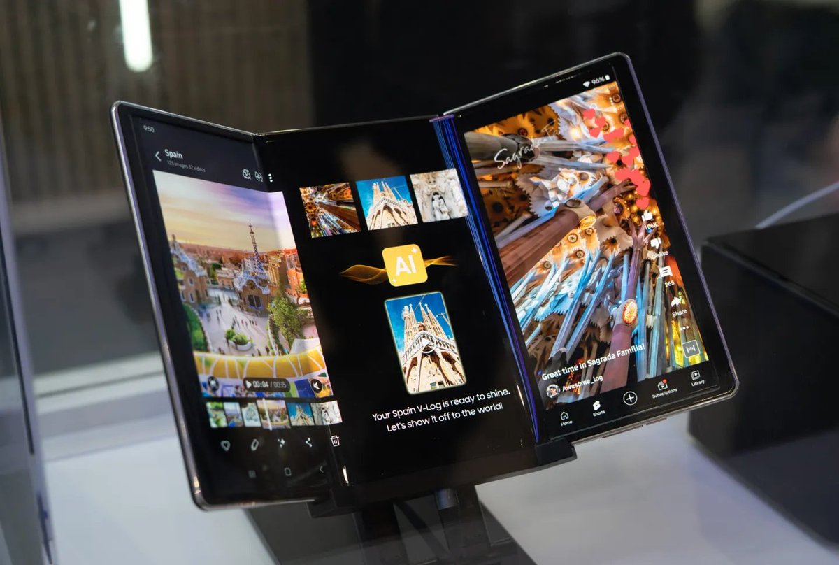 IsbillTech's tweet image. Samsung seems to have leaked its own trifold phone design. The upcoming rival to Huawei’s dual-hinged foldable may be officially unveiled next week: 1l.ink/WK6KWKM What are your thoughts on the design?

Photo: Allison Johnson / The Verge

#Phone #Samsung #TheVerge #FYP