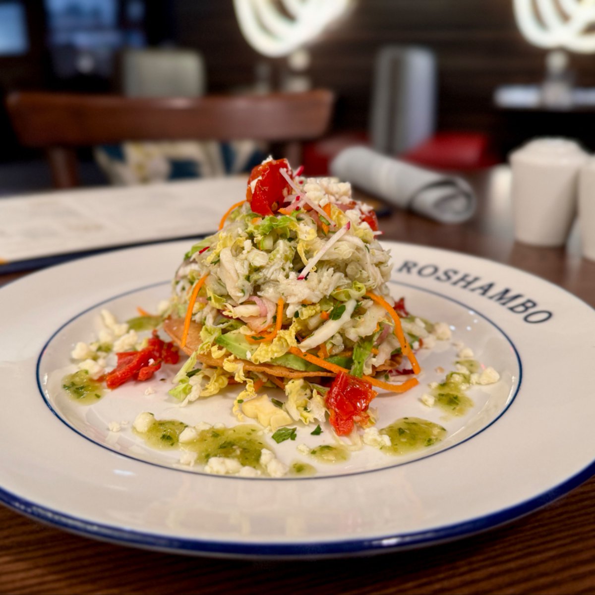 roshamboatl's tweet image. ⚠️If this #bluecrab #tostada looks irresistible, get it while you can - the summer menu update will be out soon and it'll be returning to the recipe archives.
Menus, reservations, &amp;amp; happenings on RoshamboATL.com

#goodeats #onthemenu #atlantarestaurants #buckheadliving
