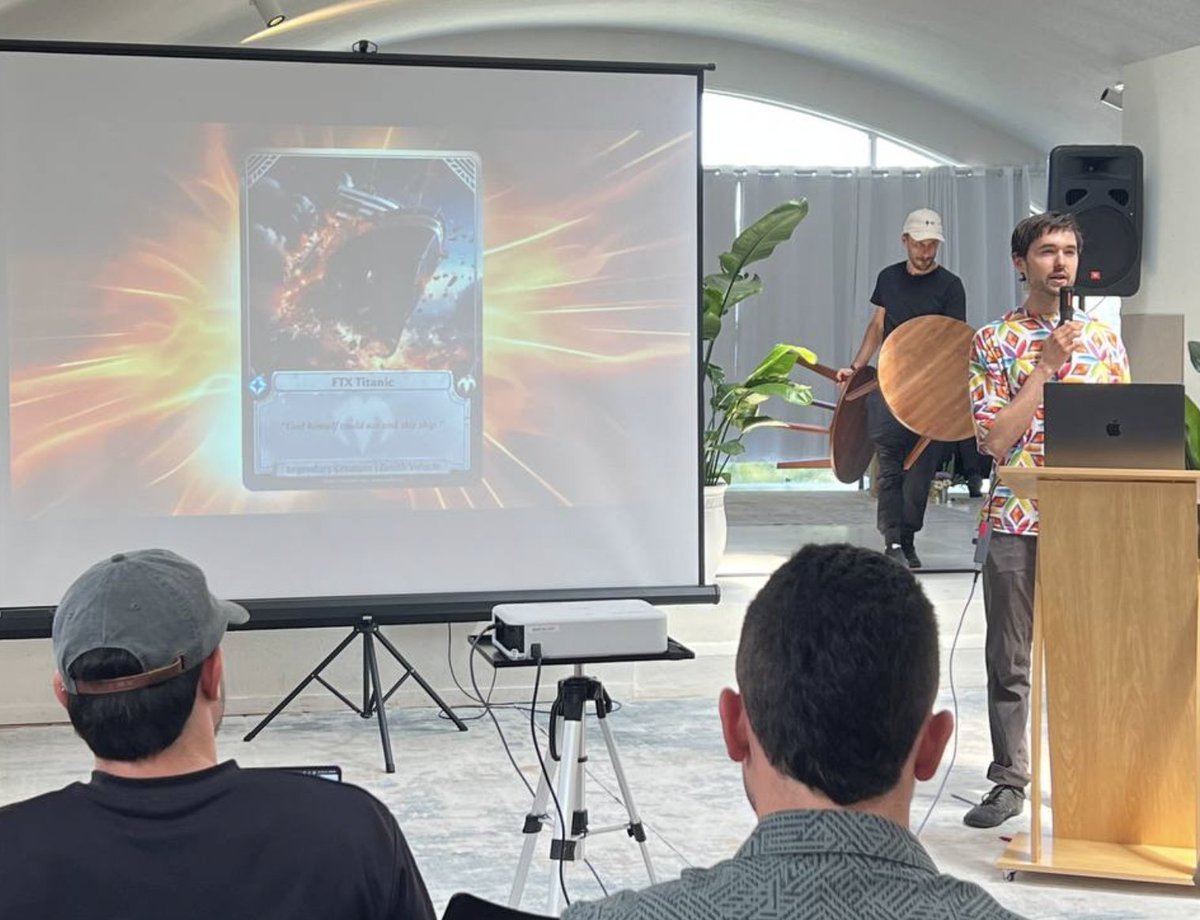 colton_art's tweet image. If you're a builder and missed the epic first @worldcoinfnd Builder Residency, DO NOT FEAR. Round 2 is incoming✨
First... the World + Edge City teams were super thoughtful and supportive. From the "Worlds Fair" (demo day) to the builder dinners, everything felt designed to help…