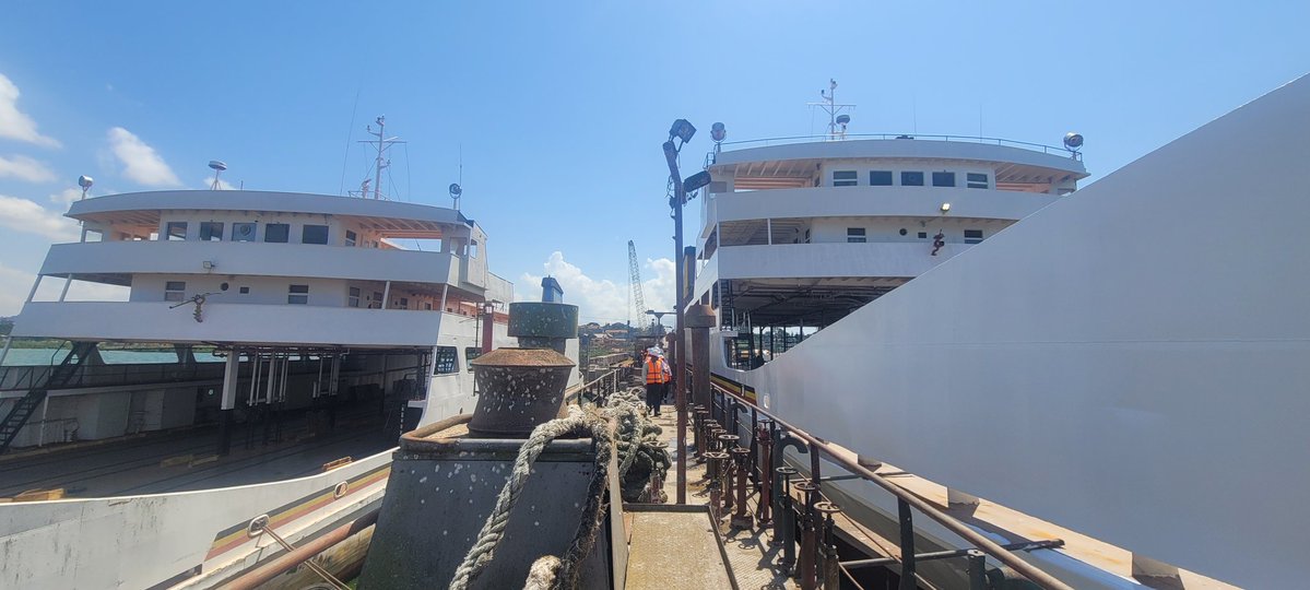 RailwaysUganda's tweet image. MV KAAWA AND PAMBA
Both vessels transport 880 tonnes of cargo (with roll-on wagons) and 1200 tonnes with cargo on deck. They offer an easy access to the Central Corridor through the Mwanza, low on carbon emission & are cost friendly compared to road. ($15 per tonne).
