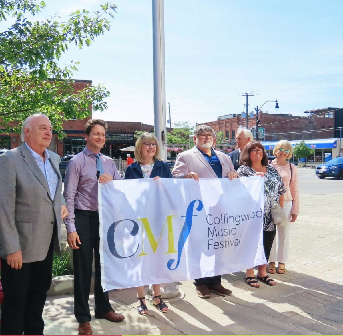 Daniel Vnukowski (@danperforms) on Twitter photo ๐ Weโve officially raised the flag on Season 6 of the Collingwood Music Festival!
Honoured to be joined by Mayor Yvonne Hamlin (Collingwood), Mayor Doug Measures (Clearview Township) and many other dignitaries and supporters who help bring the arts to life in South Georgian Bay. ๐ Weโve officially raised the flag on Season 6 of the Collingwood Music Festival!
Honoured to be joined by Mayor Yvonne Hamlin (Collingwood), Mayor Doug Measures (Clearview Township) and many other dignitaries and supporters who help bring the arts to life in South Georgian Bay.
