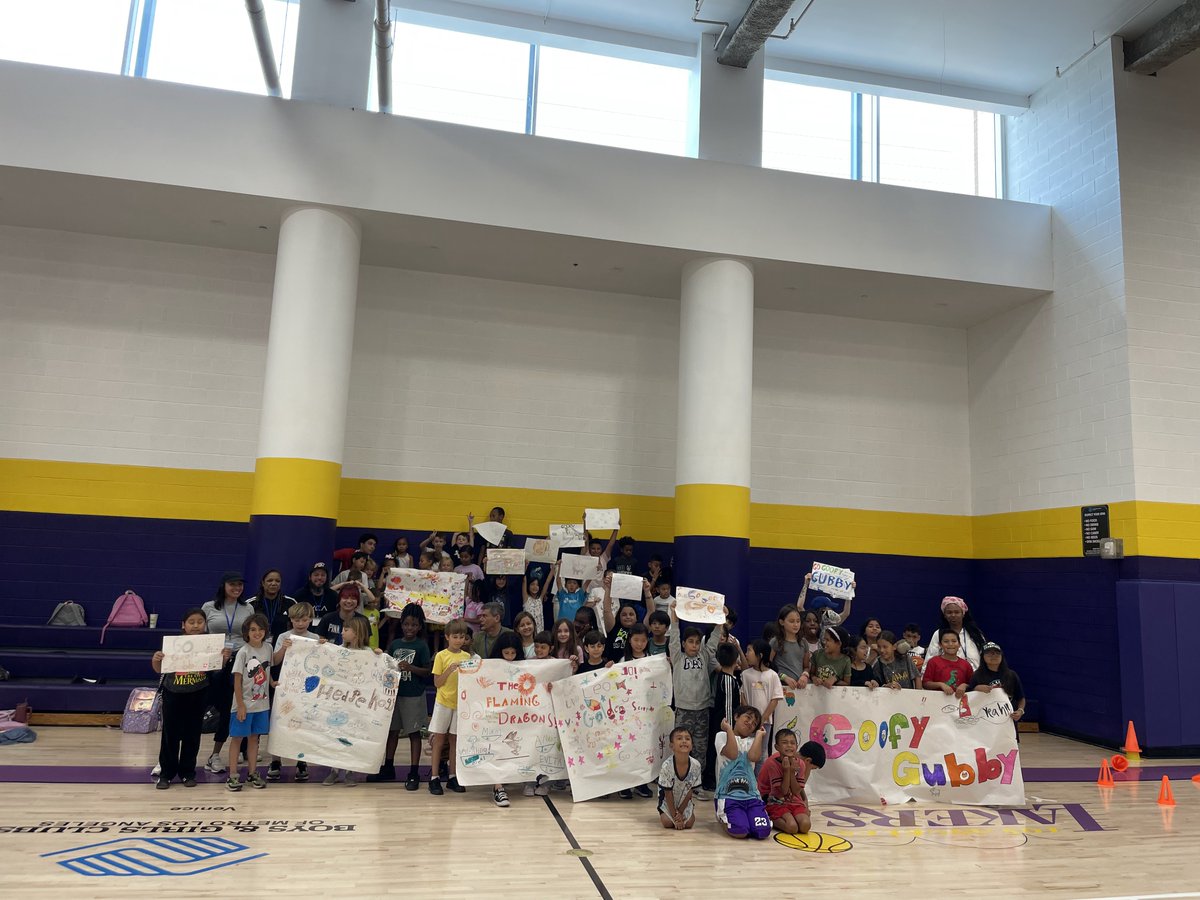 BGCMLA's tweet image. Huge thanks to @WholeFoods volunteers for joining us at our Venice Club to celebrate Olympic Day! 🏅