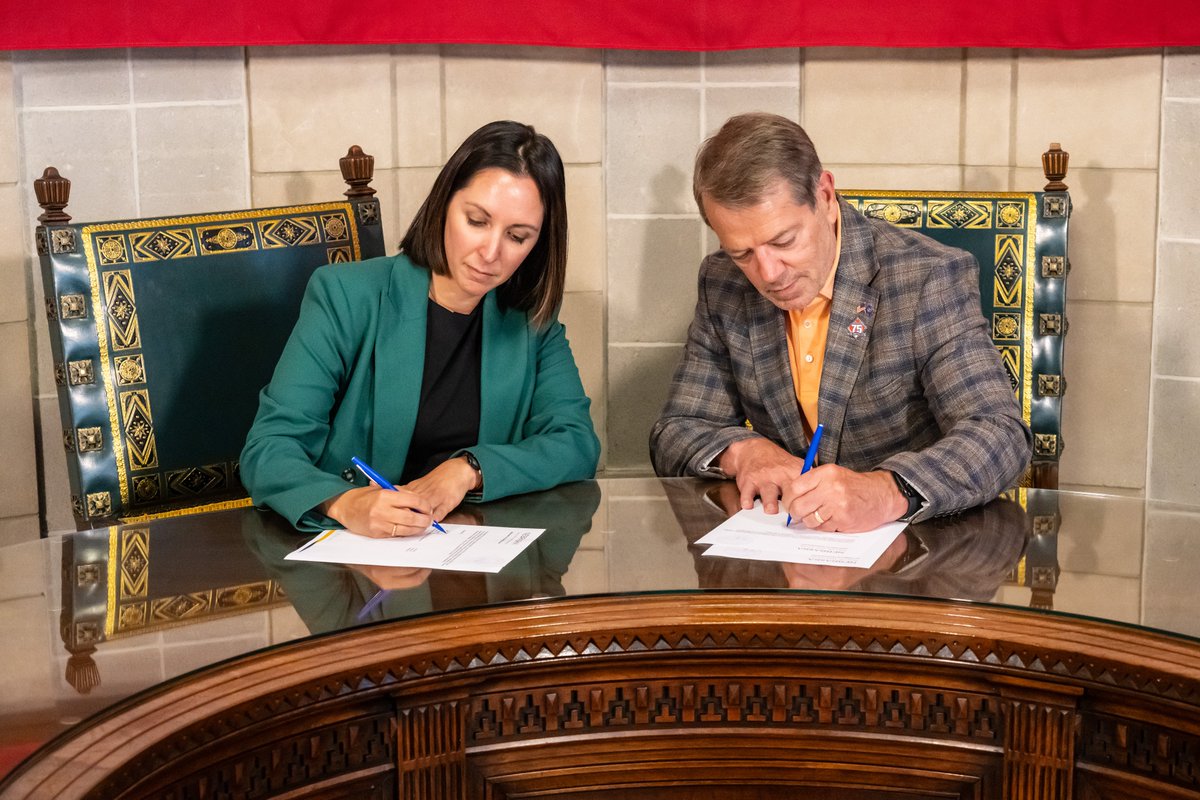 NebraskaDOT's tweet image. Governor Jim Pillen signed the NDOT's LOI to assume additional environmental review responsibilities from FHWA. When approved, it will result in a streamlined project approval process and flexibility in project decision making. We thank Governor Pillen for his support!
