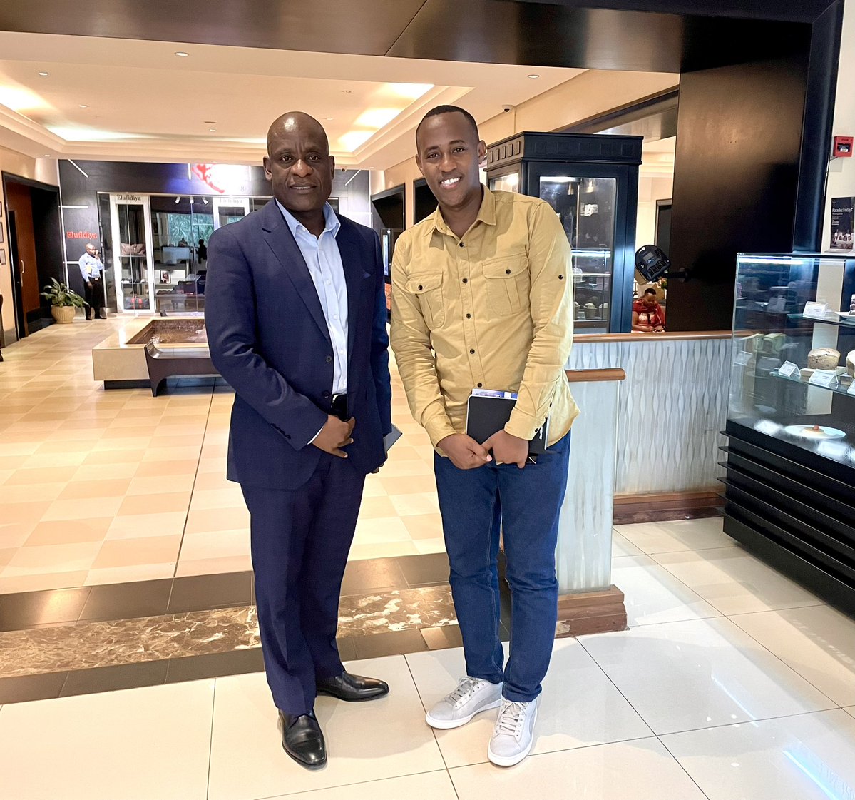 isaacBakashaba2's tweet image. Pleasure meeting Chairman @willymutenza earlier today ahead of #UKAfricaSummit2025 a global forum that is connecting Uganda to the Uk 🇬🇧 Market.
@ReachDrMuganga @Thomas_Tayebwa @ProfNuwagaba