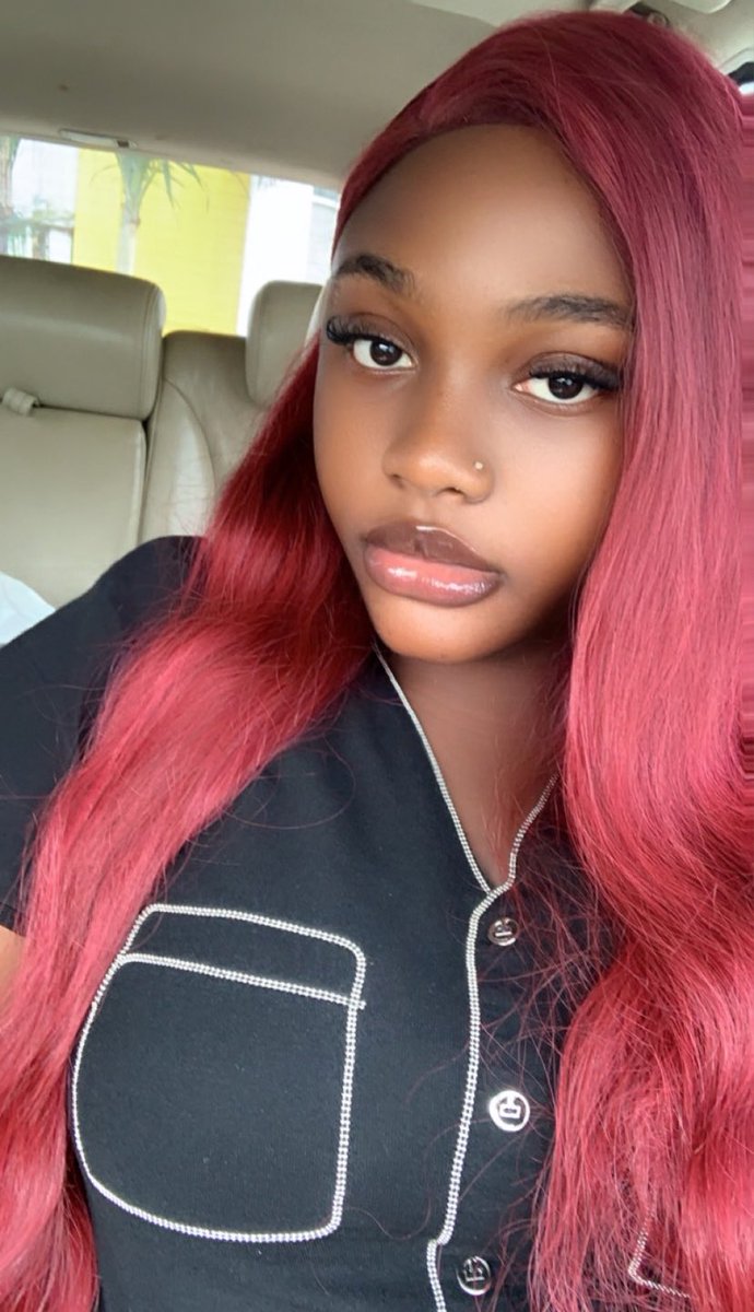 Enii___ola's tweet image. A fine Yoruba girl 😌🥰