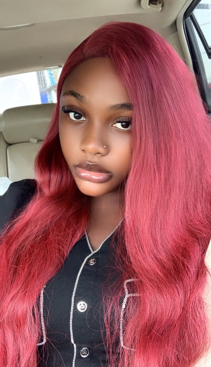Enii___ola's tweet image. A fine Yoruba girl 😌🥰