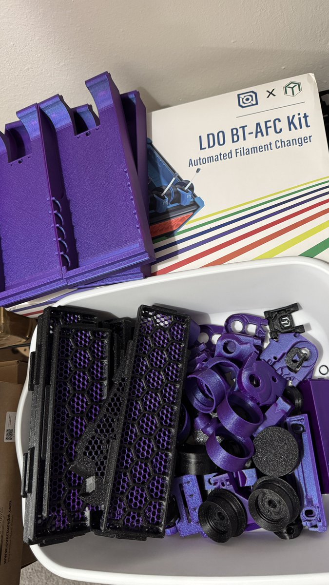 NeoKoi_Prints's tweet image. Just finished up the TPU tires, now its time to build 👀 @ArmoredTurtleRK 

Thank you @KB3D_Online and @LDOMOTORSJASON for making this possible 🔥 

#3dprinting #boxturtle