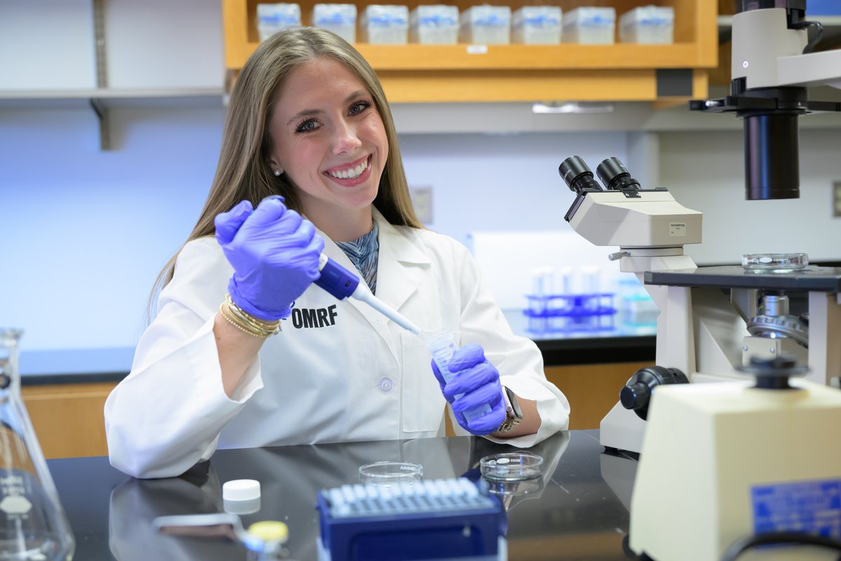 OMRF's tweet image. We said, "see ya later" to another one of our Saxon students after her summer at OMRF! 👋 Hayden Ward is a U.S. Air Force Academy student who worked with Dr. Lorin Olson in our Cardiovascular Biology Research Program. Her research over the last six weeks focused on wound healing.