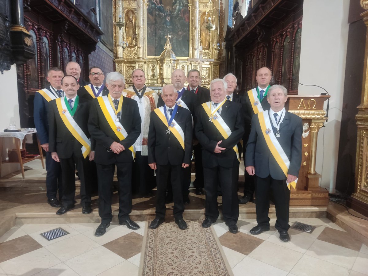 Wprowadzenie na urząd funkcjonariuszy Rady Lokalnej 17051 w Krośnie.
#nnowyrokbratni #wprowadzenienaurzad #rycerzekolumbakrosno