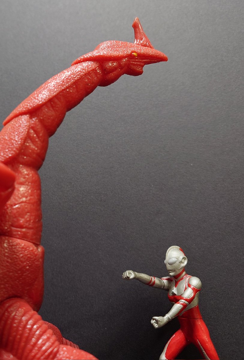 tarinaikotoba's tweet image. ウルトラマン