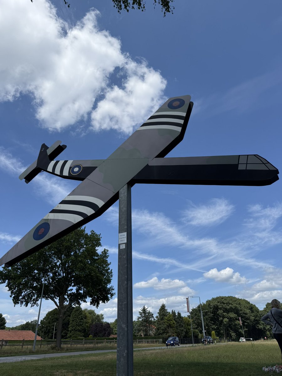 battlefieldexpl's tweet image. The Horsa Glider memorial on LZ-S at Wolfheze. The angle was not chosen randomly, it is the steep dive a Horsa would take coming down to land. We visited this memorial today on an Arnhem highlights tour with a lovely couple from Canada. 🇨🇦