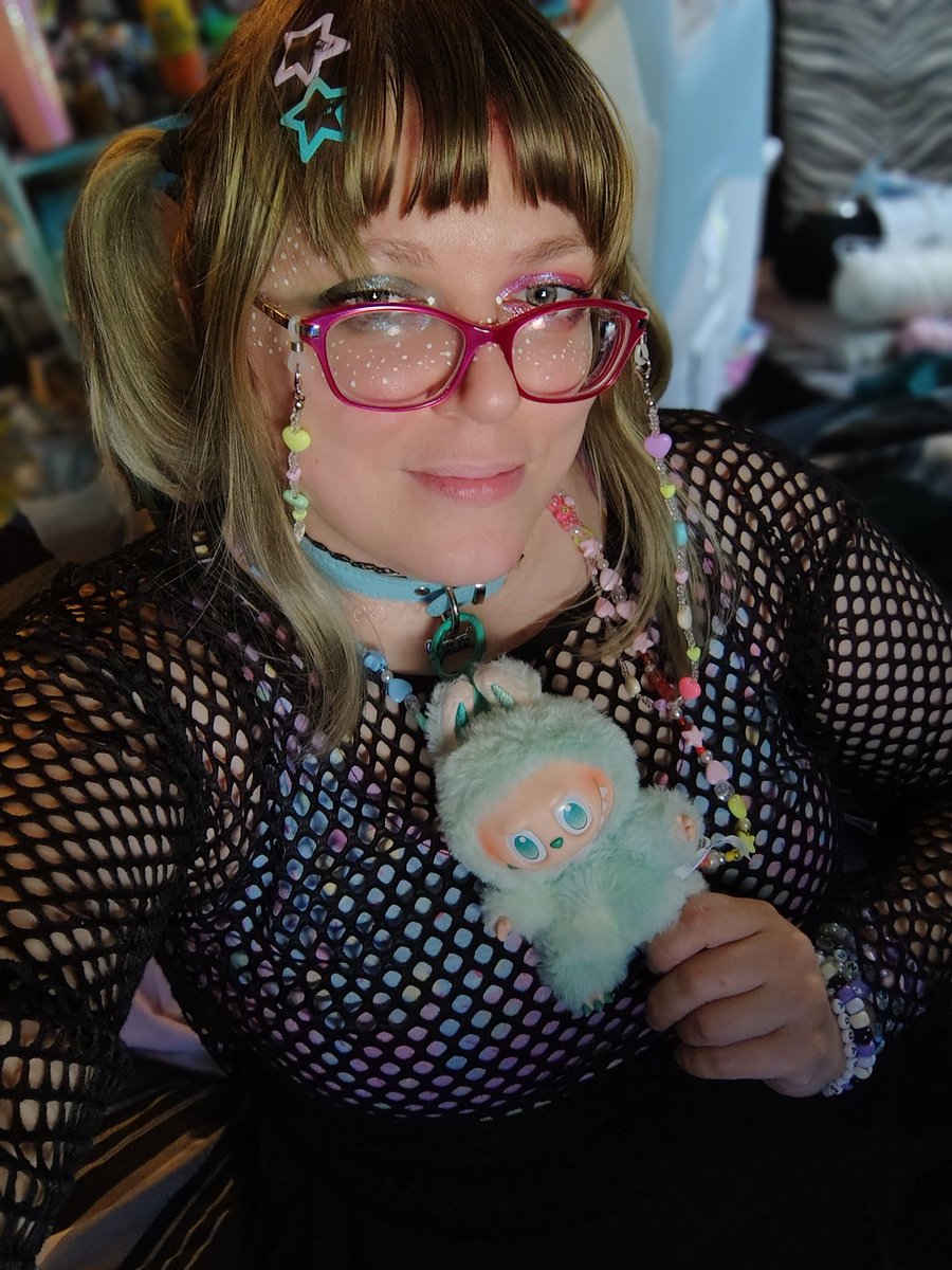 lil_daisypop's tweet photo. I'm a proud Labubu parent now!!!!
๐tags๐
#little #littlespace #cglg #caregiverlittle #adultonesie #adultpaci #pacifier #glasses #onesiesdownunder #petplay #thighhighsocks #thighs #puppygirl #clowngirl #humanpet https://t.co/opxBlGiVIK
