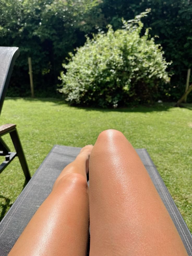 EStjarnfeldt's tweet image. Sol idag☀️Vem vill se mina nya bikini bilder? 👙 Lämna ett ❤️och 🔁om ni vill det! 😘🔞