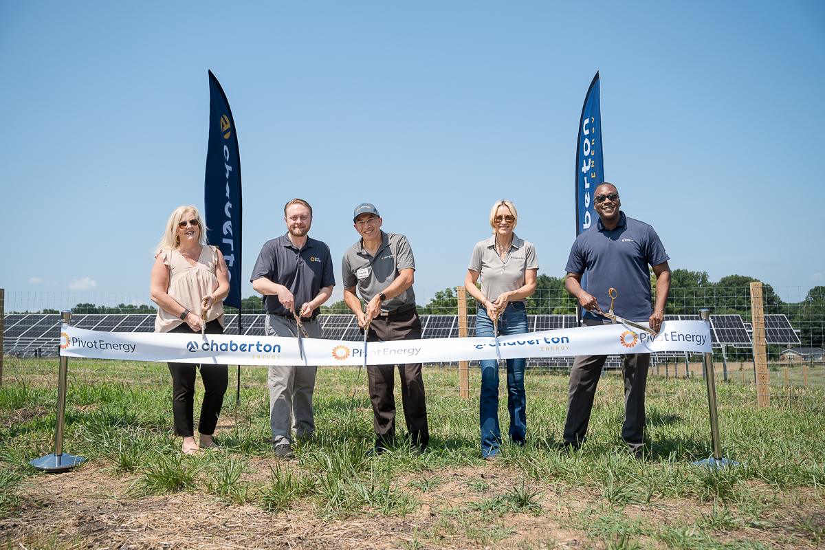 Yesterday we joined with <a href="/pivot_energy/">Pivot Energy</a> to hold a ribbon cutting for our Lime Kiln community solar farm in Fulton, Md. This 3.2 MWdc solar farm is now adding locally generated power to the grid—supplying enough electricity to power 500+ homes. More: tinyurl.com/3ef8huyy