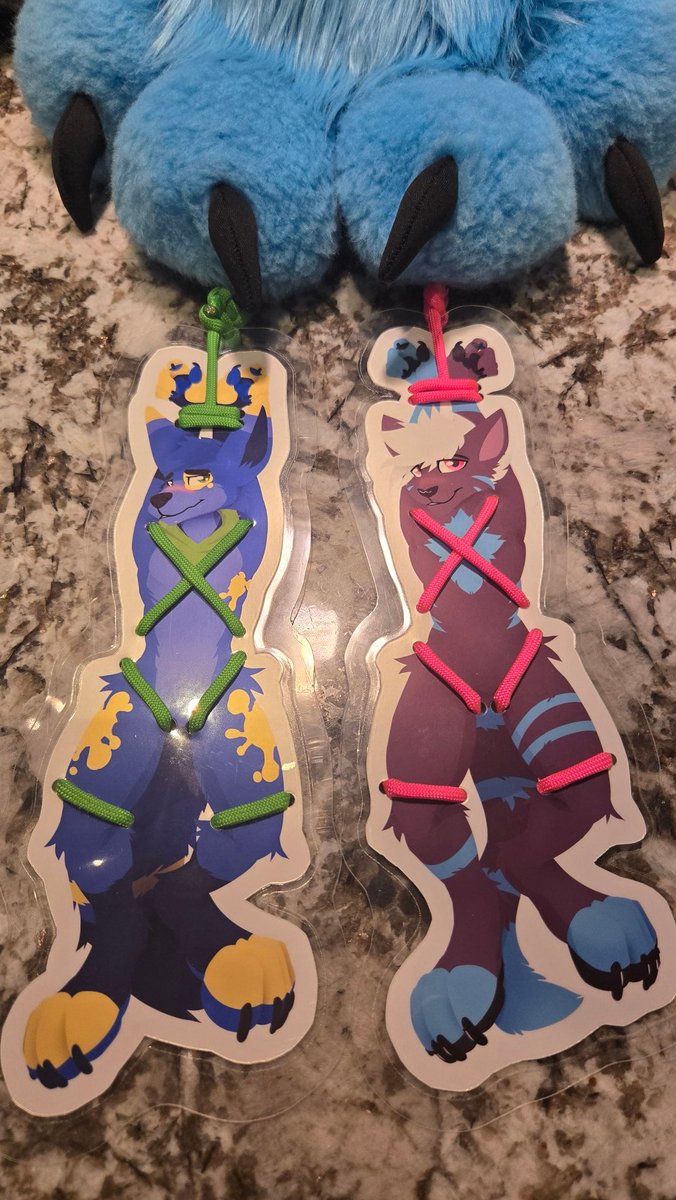 This is fucked up <a href="/MowshiBoi/">Mowshi</a>, how could you do this to them? 🤬🤬

...and why are they blushing???? 😳